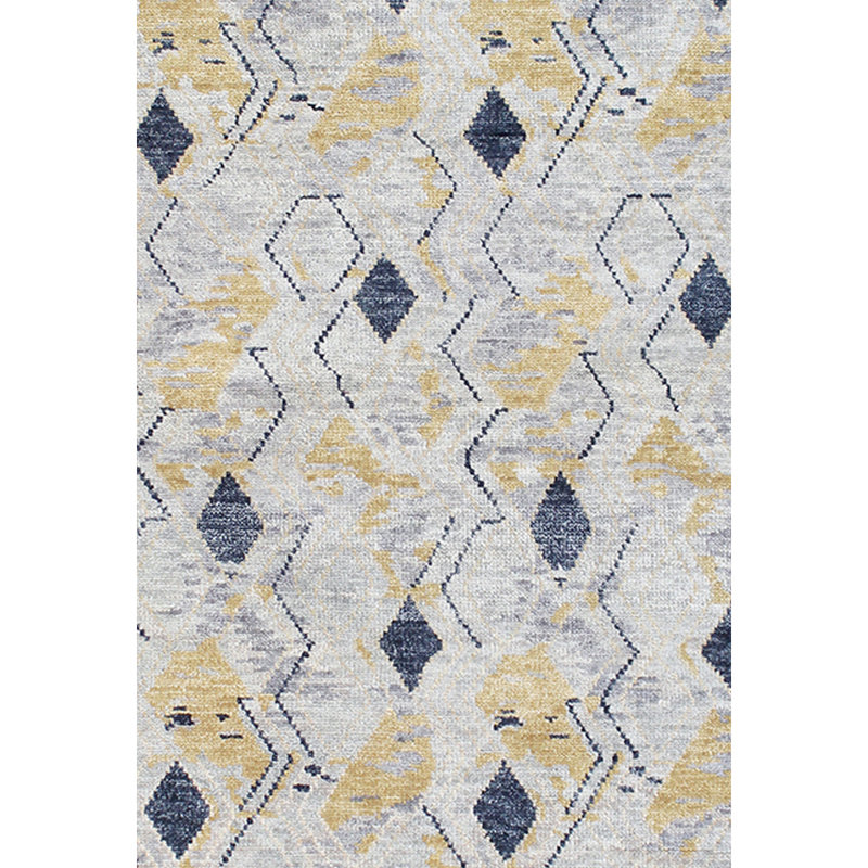 Wool Geometric Area Rug in Gold, Rectangle 2' x 3'