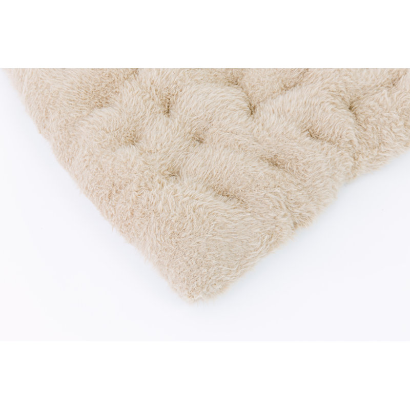Matelas de jeu The Blue Denim The Llama, 30 po x 30 po, Sable