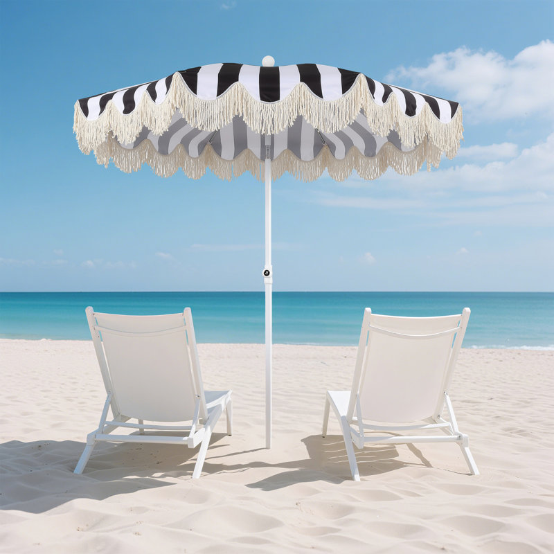 Parasol de plage d'extérieur à rayures 6,5 pi Mariner, Rayures blanc / noir, Blanc