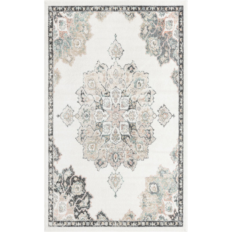 Makay Oriental Indoor Rug, Rectangle 5' x 8'
