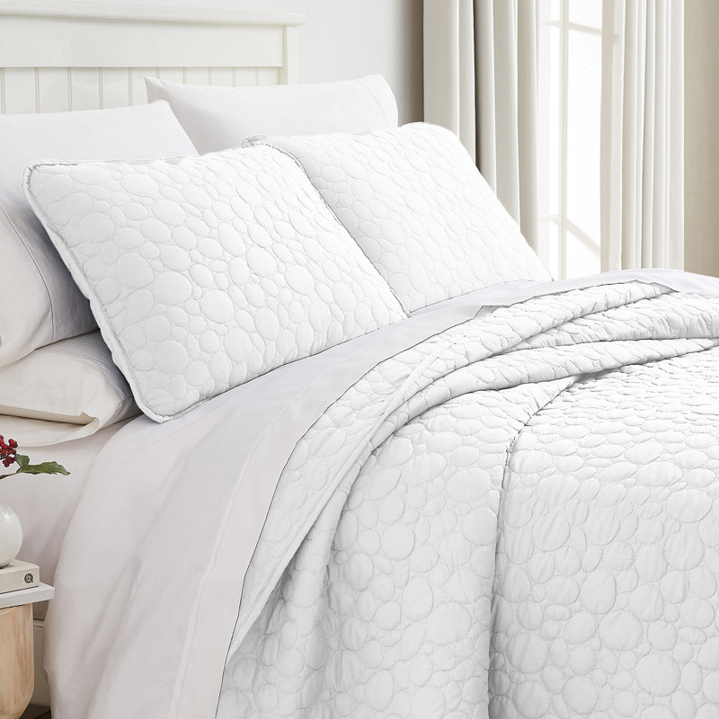 Pebble Quilted Lightweight Prewash Microfiber Quilt Set, Queen Quilt + 2 Standard Shams, White