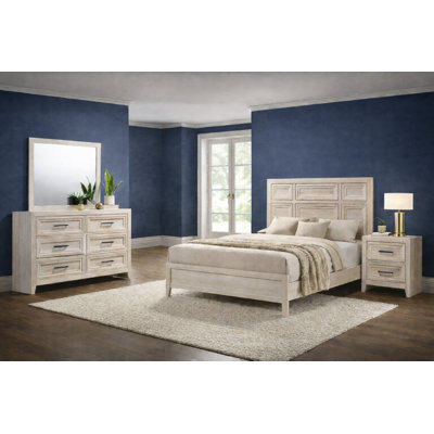 Classic Panel Bedroom Set in Cream Finish