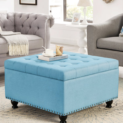 Carré bleu avec capitonnage robuste