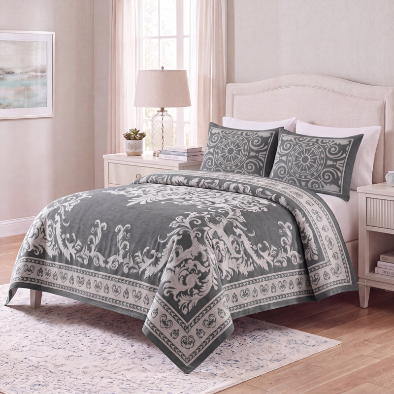 Rio Lightweight Cotton Blend Woven Jacquard Traditional Medallion Bedspread/Coverlet Set, Full + 2 Shams, Charcoal