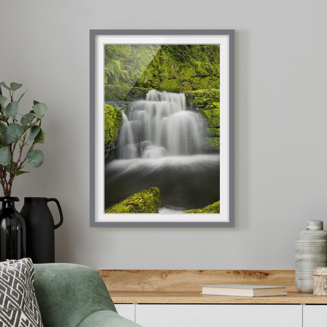 Gerahmtes Papierbild Lower McLean Falls in Neuseeland