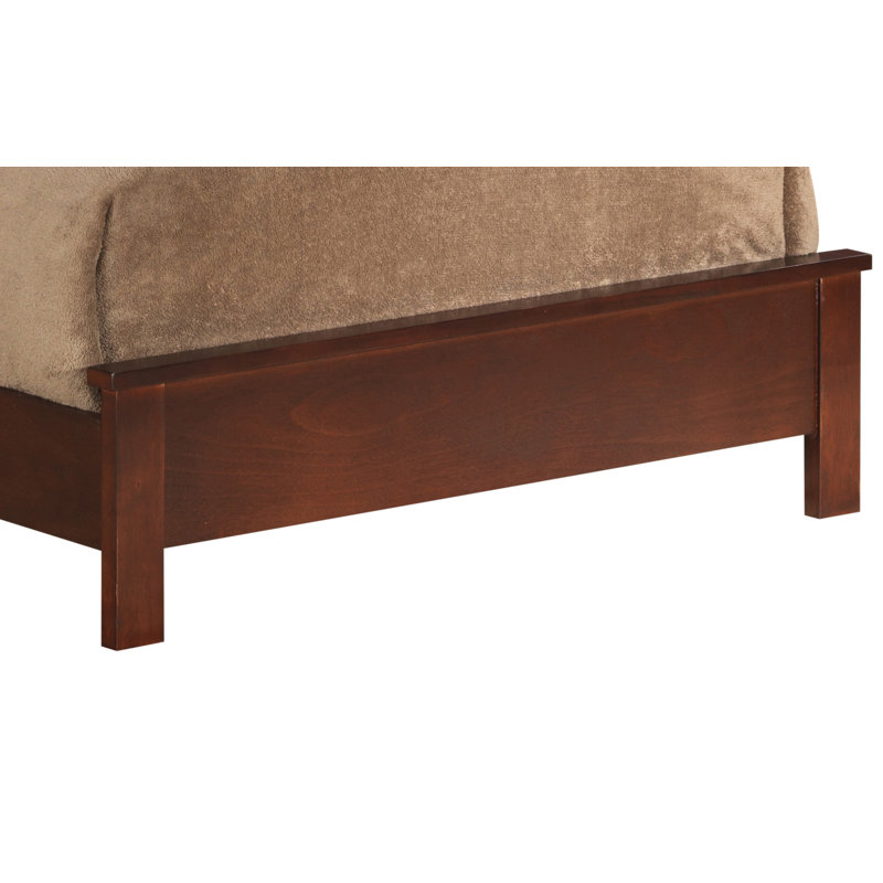 Charmant lit simple avec finition cerise