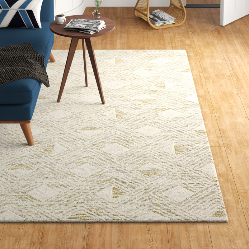 Ivory and Gold Handmade Wool Tufted Rectangular Rug 7'6" x 9'6"