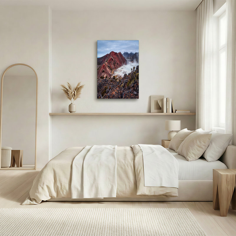 «Red Volcanic Hills and Steam Rising Over Pale Blue Lake», art mural sur toile, H 12 po x l 18 po