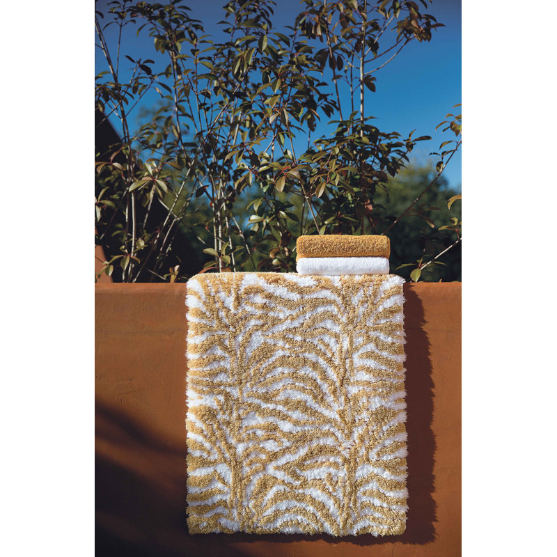 Palm Bath Rug, 28" W x 47" L