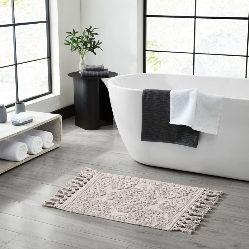Ricardo 100% Cotton Bath Rug, 21" W x 41" L, Light Gray