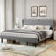 Très grande base de lit tapissier avec tête de lit, support en lattes de bois, pieds robustes en métal, aucun sommier tapissier requis, lit plateforme moderne, beige-662990078-662990076