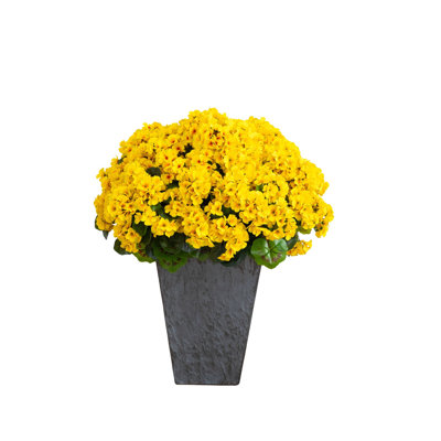 33In. UV Resistant Artificial Geranium Plant In Slate Ceramic Planter (Indoor/Outdoor)
