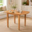 Table de salle à manger extensible en bois moderne et peu encombrante, conception pliable dans des tons de bois naturel, 29-47 pouces pour 2-4 foyers