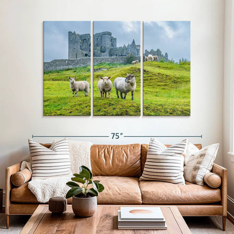 Brampt roche de mouton Cashel, H 42 po x l 65 po