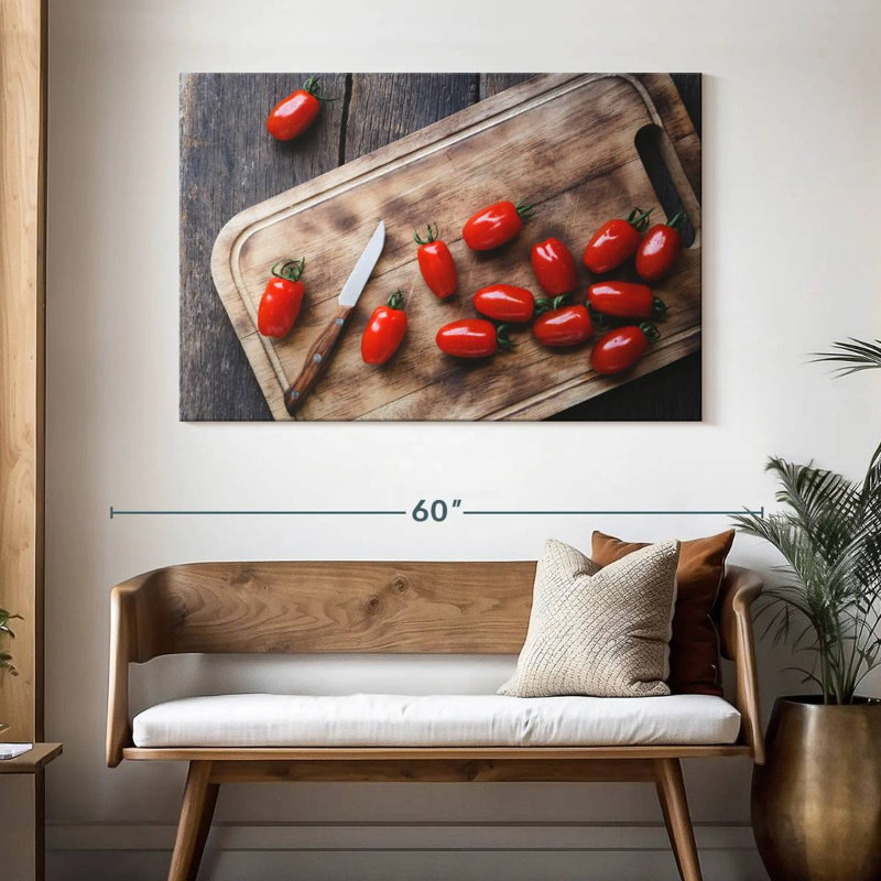 Yarlin Plum Tomatoes, 32" H x 48" W