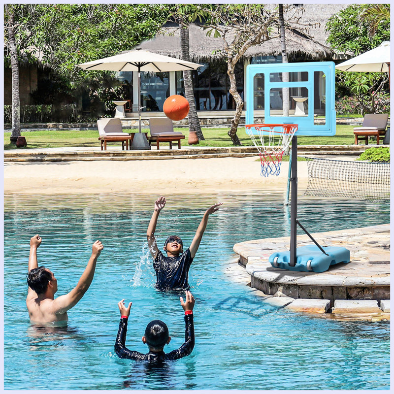 Support pour panier de basketball près de la piscine, système de cerceau portatif réglable en hauteur de 36,5 po à 48,5 po avec panneau transparent et base remplissable pour toute la famille, bleu, noir, rouge