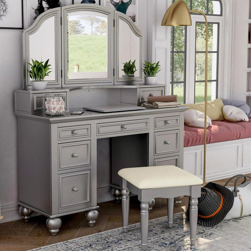 47.4" W Transitional Vanity W/ Stool, Silver, Silver