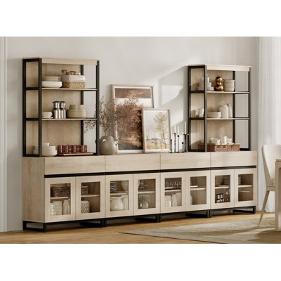Buffet Modern Farmhouse avec 3 niveaux et 4 armoires, buffet en bois avec 4 tiroirs et portes en verre pour la salle à manger ou la cuisine