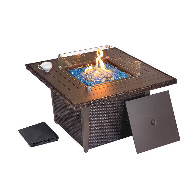Foyer de table d'extérieur au propane en rotin tissé à la main avec couvercle L 42 po x l 42 po Dellana, Brun