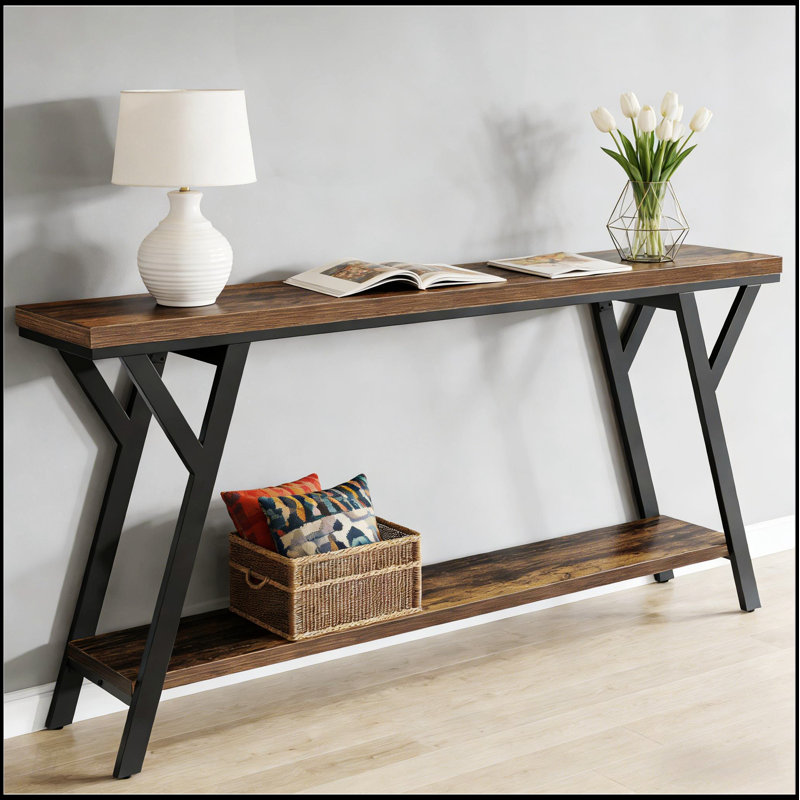 Spacieuse console à 2 niveaux avec beaucoup de rangement, parfaite pour présenter des objets décoratifs et organiser vos essentiels dans n'importe quel espace de vie.