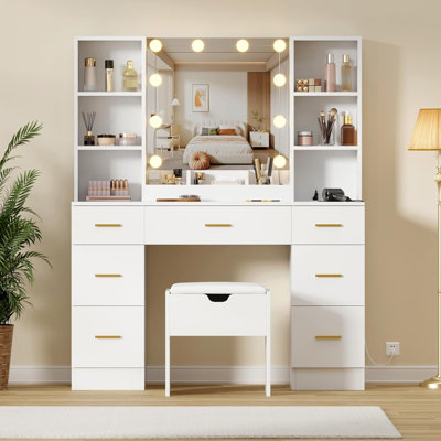 Dressing Table with Mirror