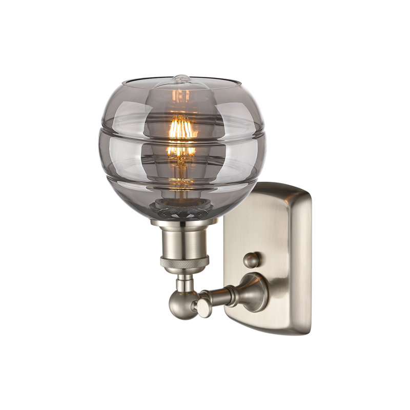 Applique murale 1 lumière Ballston Bienes, H 8,88 po x l 5,88 po x P 7,06 po, Gris fumée clair, Nickel satiné