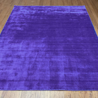 Hand Knotted Silk Area Rug