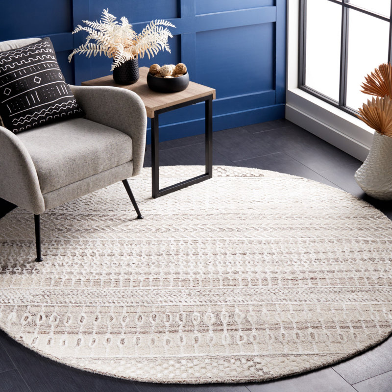 Tajolosa Hand Tufted Viscose/Wool Southwestern Rug in Natural/Ivory, Round 6'