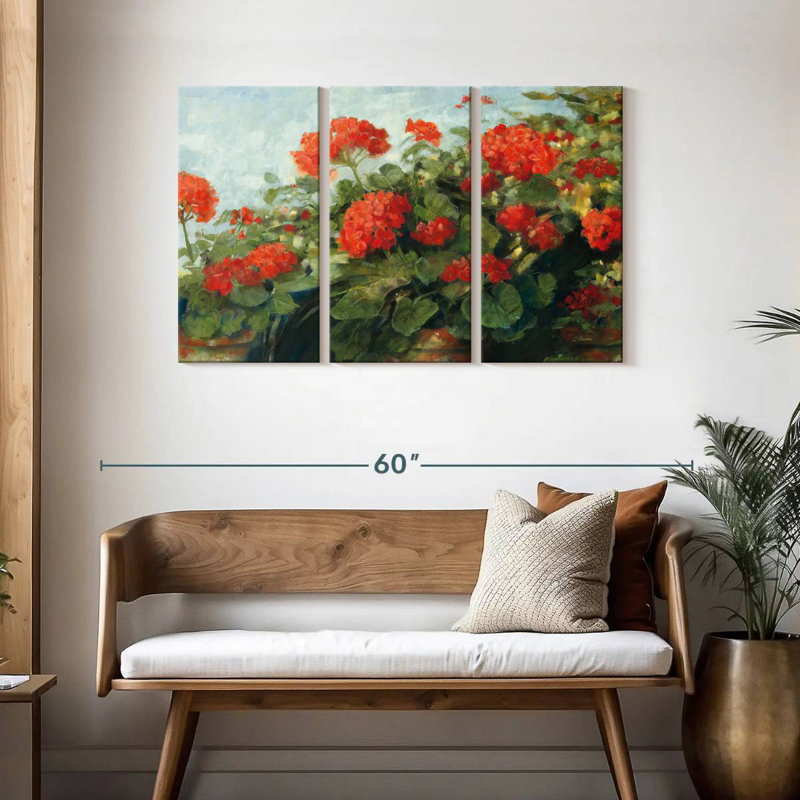 Harnek Geranium Wave, 28" H x 45" W