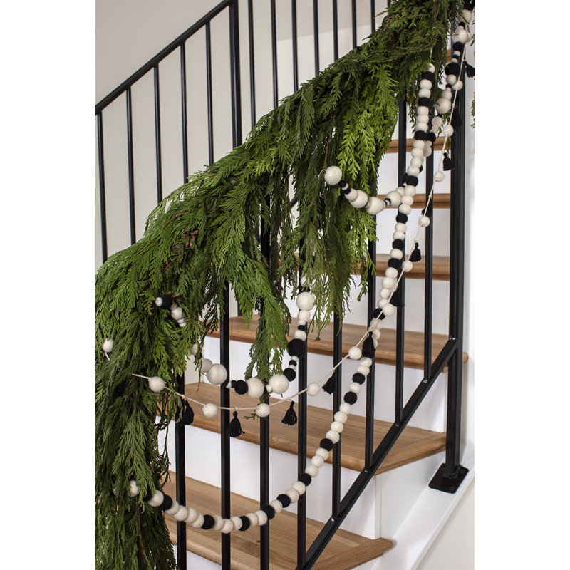 Candy Garland 72", Black