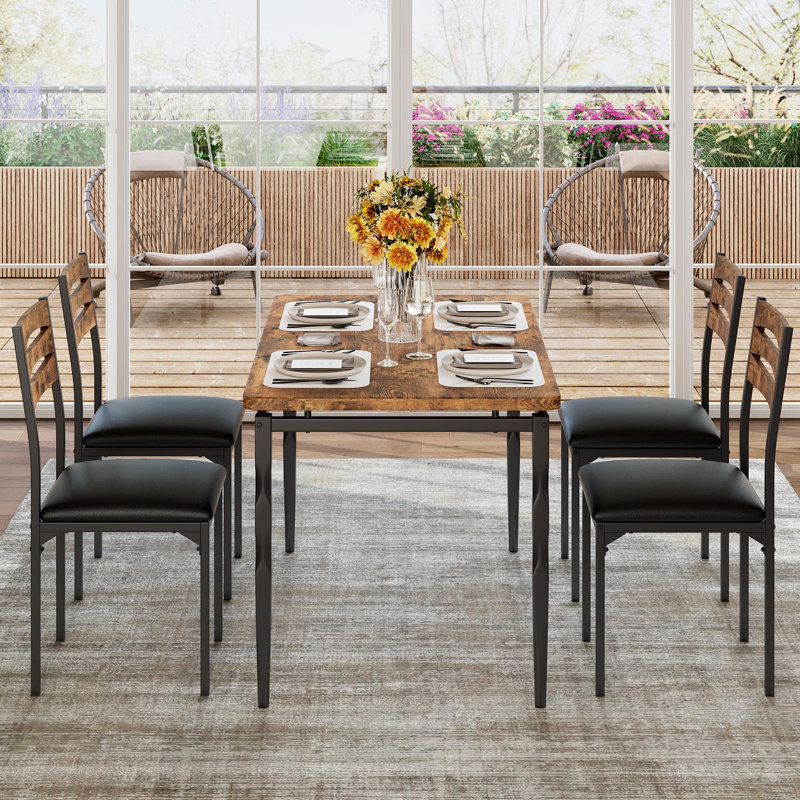 Ensemble de table de salle à manger 5 pièces pour 4 personnes avec chaises rembourrées, ensemble de cuisine peu encombrant avec pieds en spirale