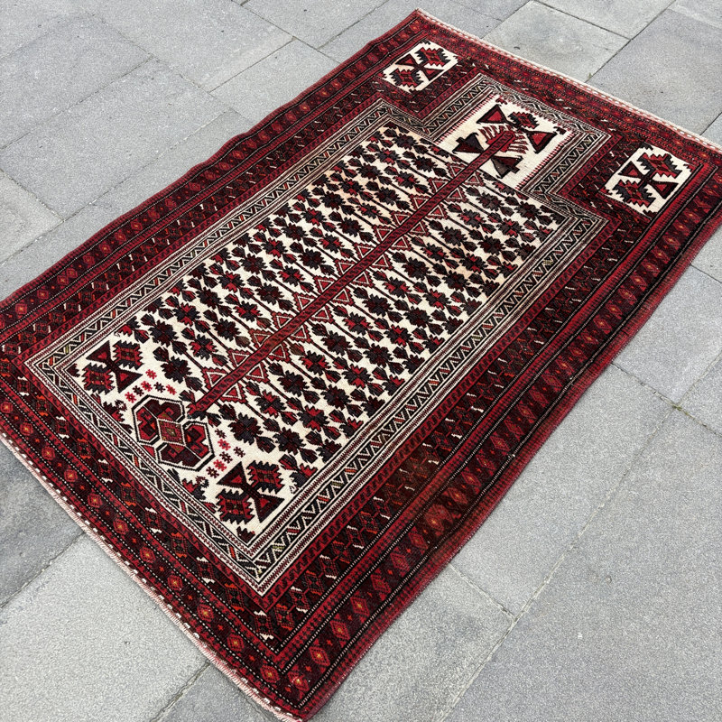 Tapis turc Oushak en laine tissé à la main avec un motif tribal rouge Anatolian pour la décoration intérieure
