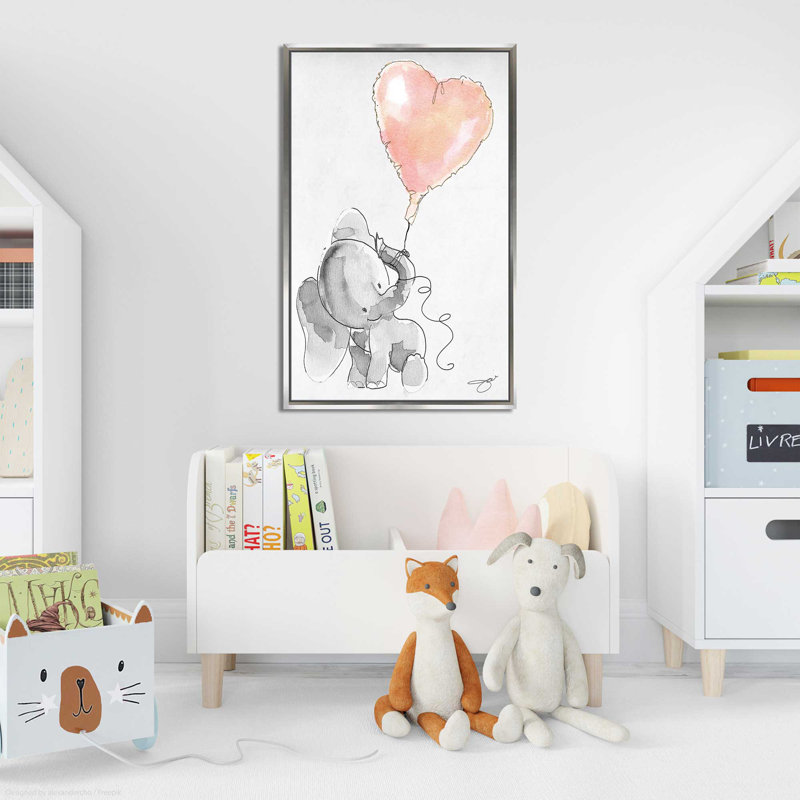 «Baby Elephant Heart» par By Jodi - impression, Cadre flottant argent, H 63,5 po x l 39,5 po x P 2 po