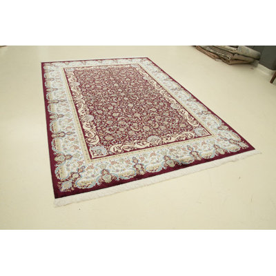 Silk Oriental Indoor Rug