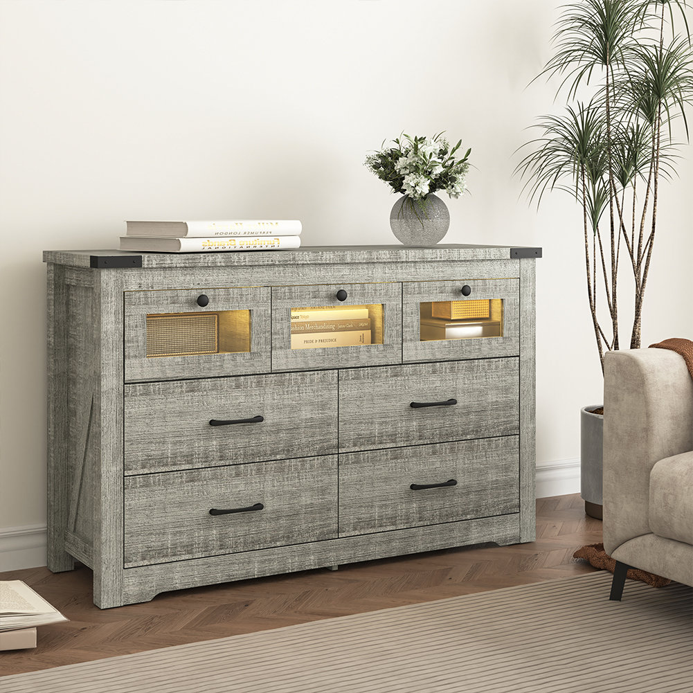 https://assets.wfcdn.com/im/69123647/compr-r85/2582/258222927/biser-7-drawer-dresser.jpg