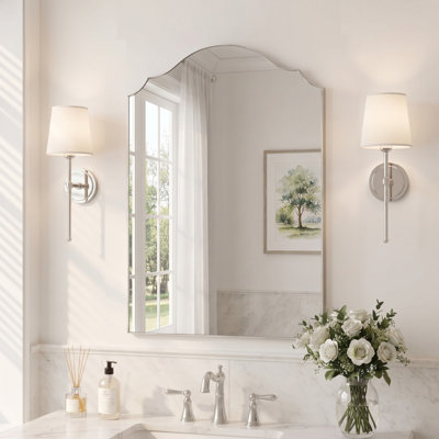 Miroir de salle de bain festonné avec partie supérieure incurvée | Cadre en acier inoxydable