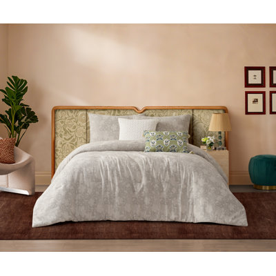 House of Harlow Kiana 5 Piece Reversible Comforter Set with Throw Pillows