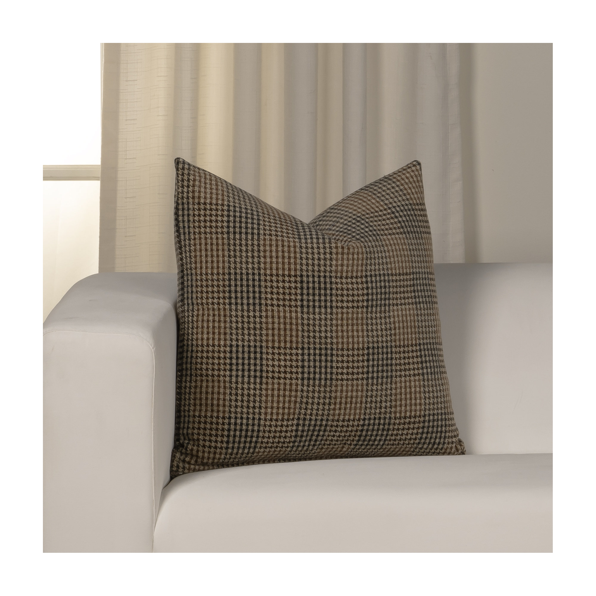 Eevi Hazelnut 20" x 20" Throw Pillow, Square 20", Brown/Black, Feather