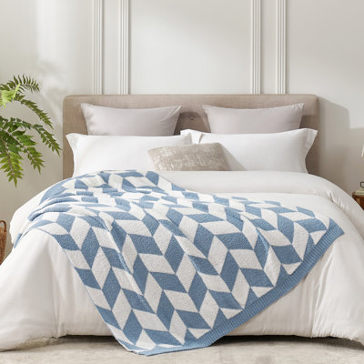 Chevron Knit Throw Blanket Soft Reversible Throw for Couch or Bed