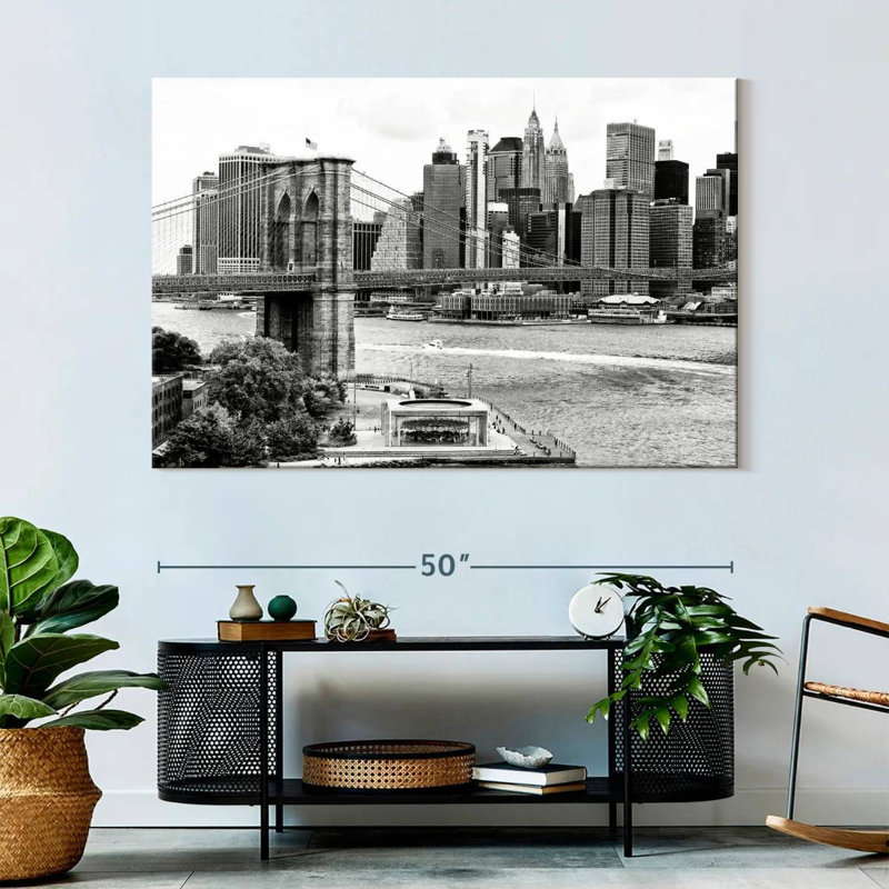Harpa The Brooklyn Bridge, 34" H x 51" W