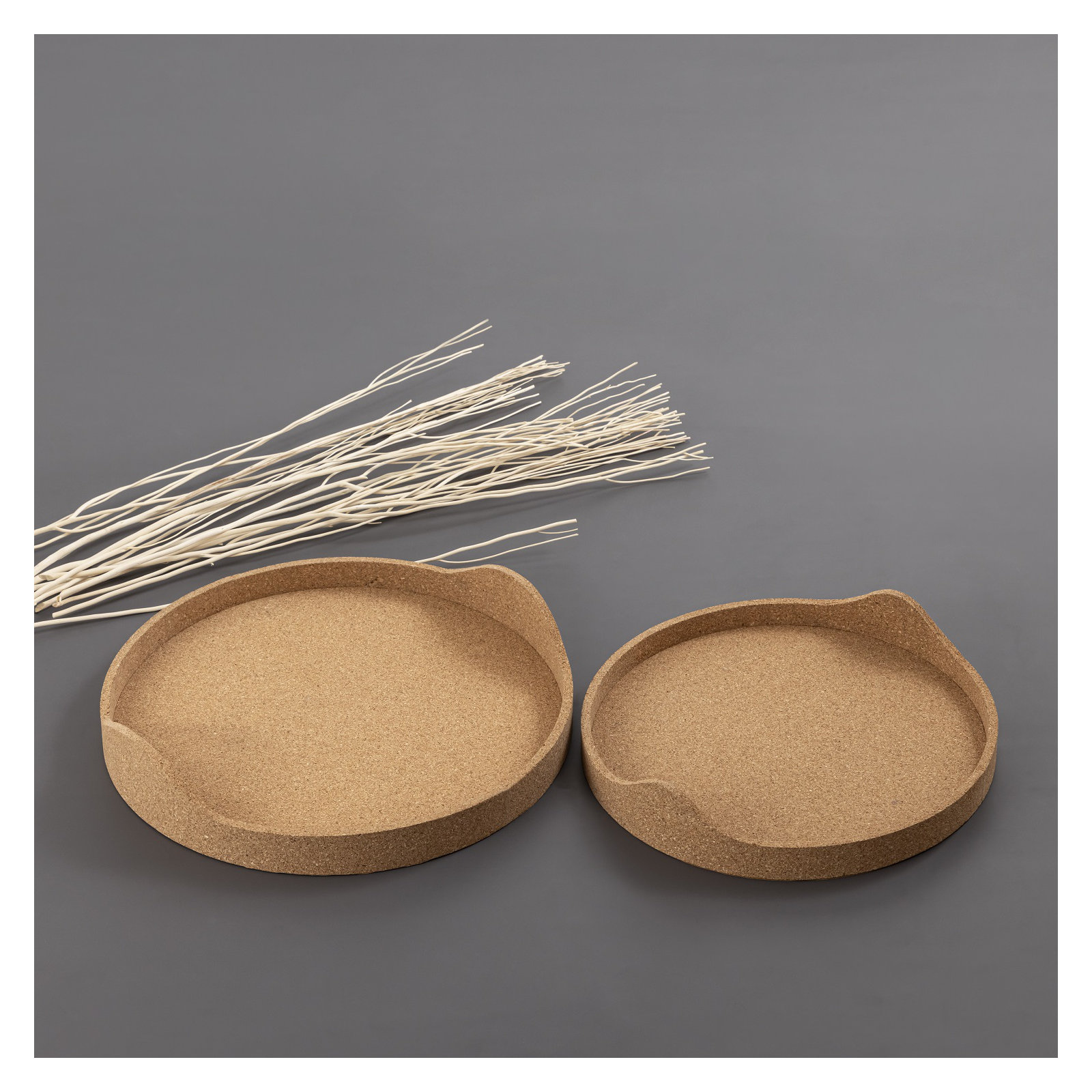 Round Cork Tray Large, 16.25"Wx16.25"Dx3"H