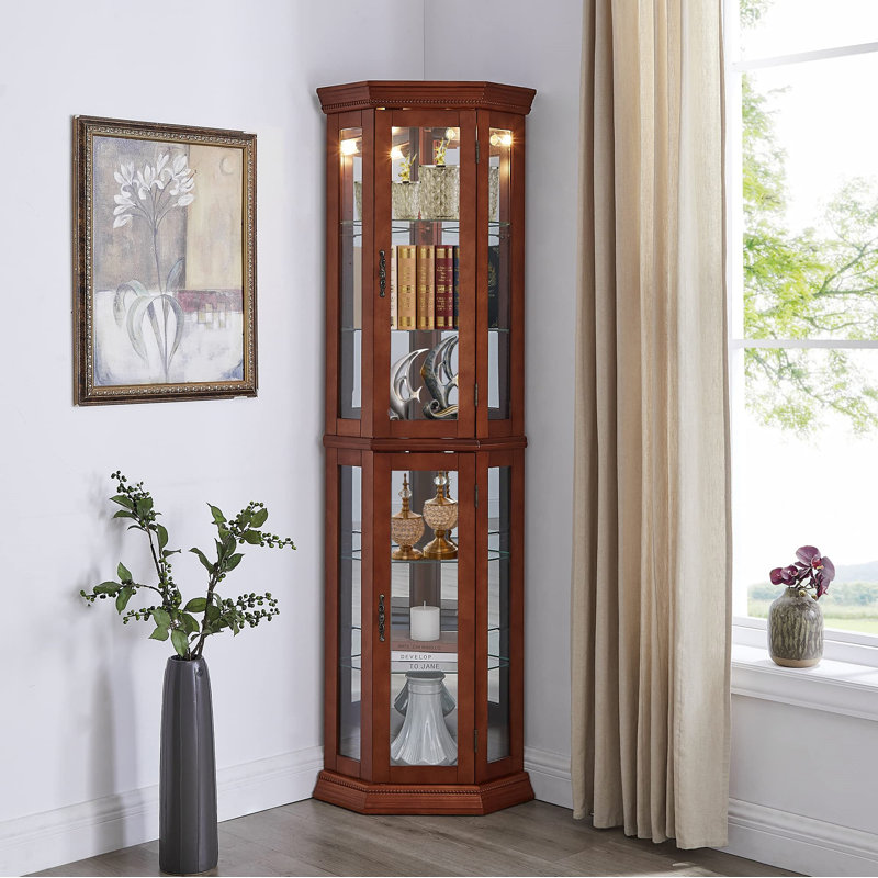 Vitrine de coin avec lumières