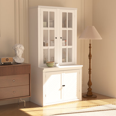 Armoire de cuisine avec porte vitrée