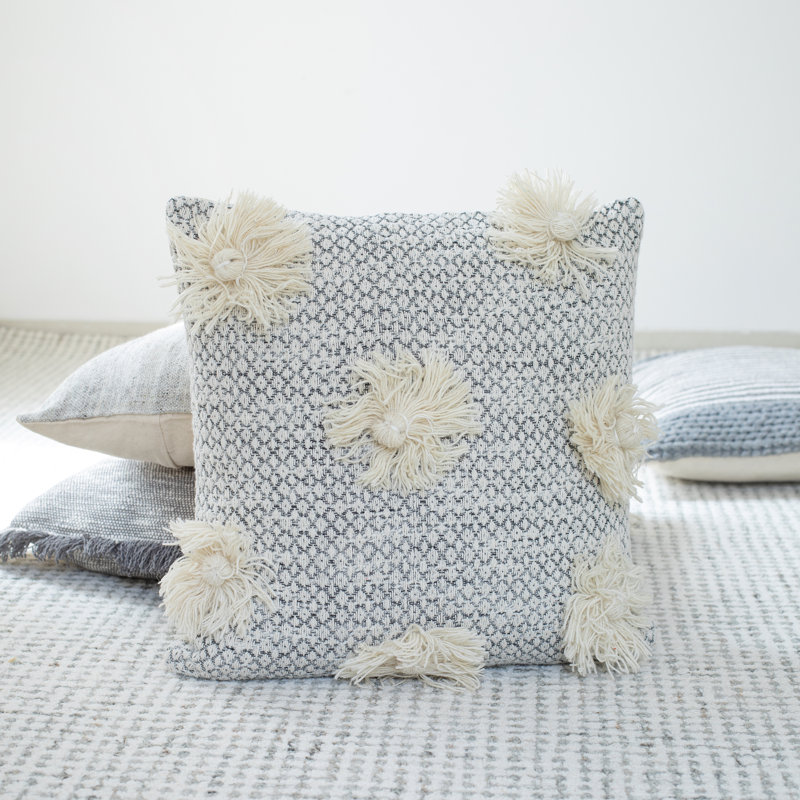Hand Woven Dots Pom-poms Cotton Throw Pillow Cover, Polyester