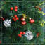 Paquet de 2 sapins de Noël artificiels pour l'extérieur 22,5 po pré-éclairés sans cordon avec 24 lumières et piquets blanc chaud