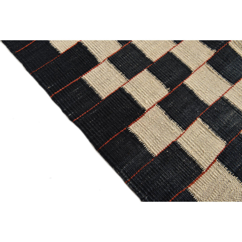 Tapis noir et blanc Ohlson