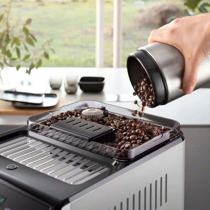De'Longhi Eletta Explore Fully Automatic Espresso Machine with Cold Brew