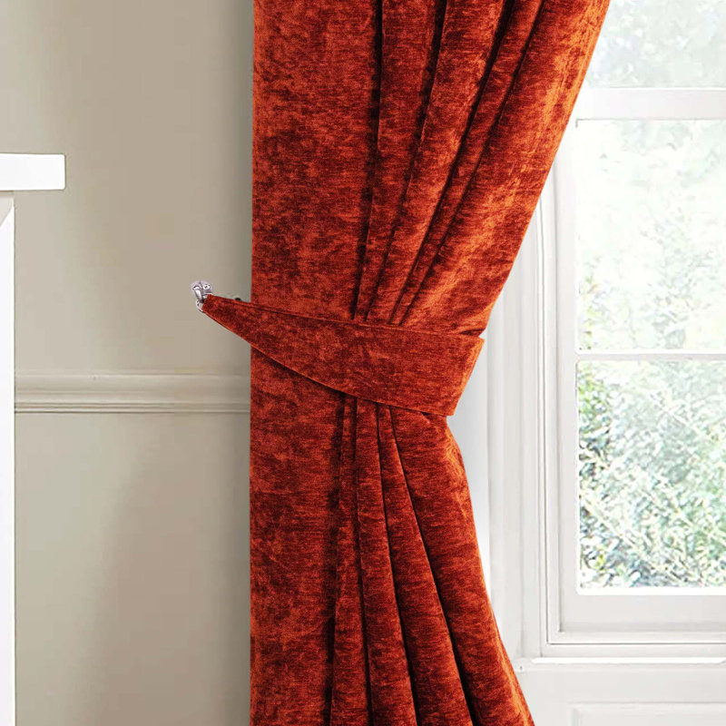 Essie FABRIC TIEBACK, Red