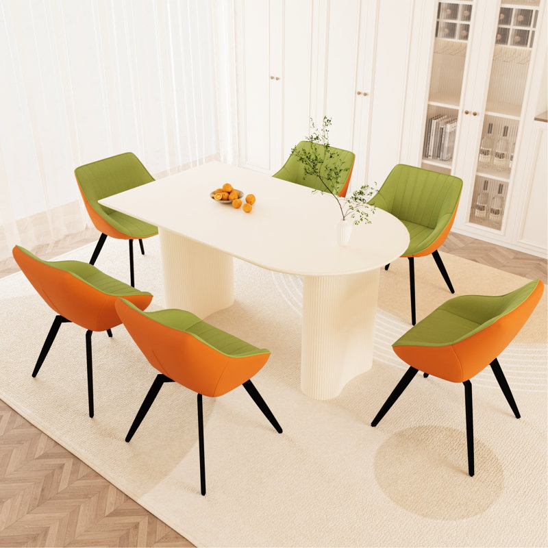 Chaises en polyuréthane de style médiéval moderne et table de salle à manger de 63 po de couleur crème, design tendance, table de finition ergonomique confort 6 chaises, multifonctionnel facile à installer, teinture