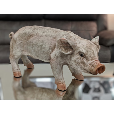 Fyllia Figurines & Sculptures